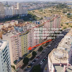  Appartement 1-minute Walk To The Metro And 2 To The Supermarket