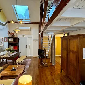 Apartment With Mezzanine Rua Da Moeda, Lissabon